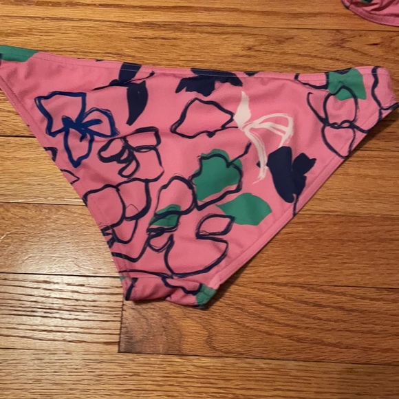 ASOS bathing suit - Picture 4 of 7